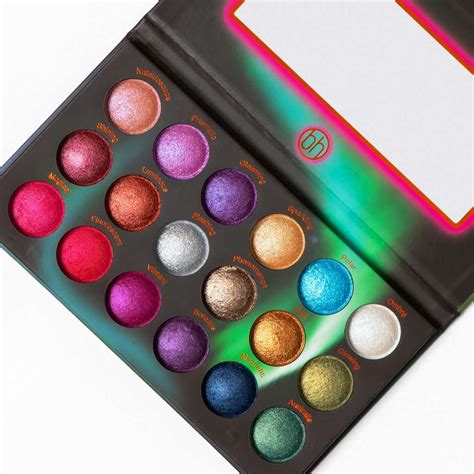 Shimmer eyeshadow palette. Things To Know About Shimmer eyeshadow palette. 